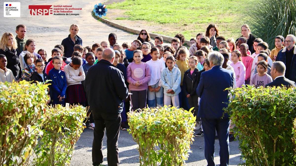 aclimoges's tweet photo. Un grand merci à l'@InspeLimoges pour l’organisation de la commémoration de l'Armistice du 11 novembre 1918. Un beau moment d'hommage en présence d'Ivan Guilbault, recteur par interim, @EricRouvellac, directeur de l'Inspe, des partenaires et des élèves de l'école du Roussillon. https://t.co/0nqN1lDyzZ
