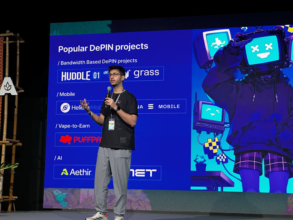 huddle01com's tweet image. Talking DePIN at @EFDevcon 📍