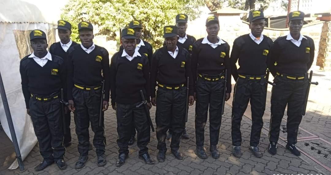 TopFlight_Sec's tweet photo. Level up your home &amp; business security with our Security Officers possessing extensive experience and specialised expertise in Security Solutions.
Let's solve your security concerns today!
📞 0742 457 956/0782 000 175
#securitybusiness #securitysolutions 
#topflightsecurity https://t.co/ivtehl1I5D