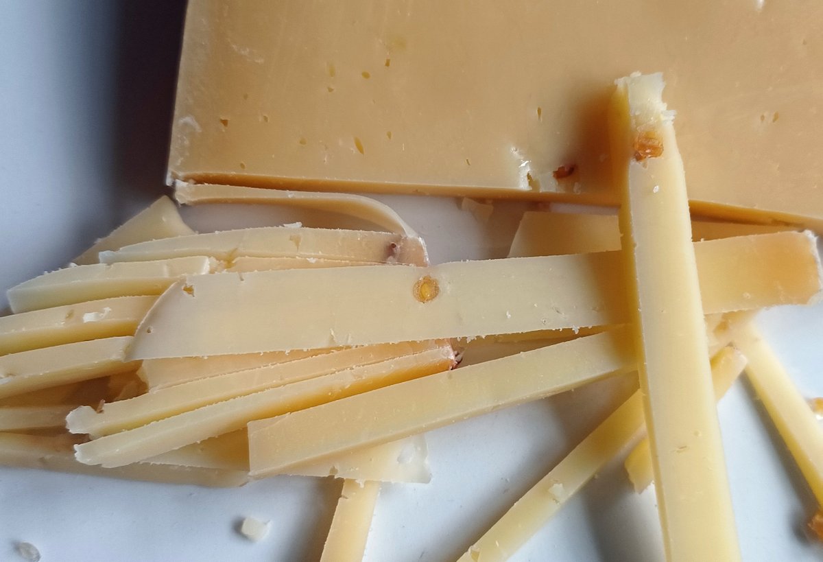 Billy Lyons (@corkbilly) on Twitter photo Taste of the Week. Bó Rua Farm Cheddar with Fenugreek Seeds. <a href="/BoRuaFarm/">Bó Rua Farm</a> <a href="/caisireland/">CAIS Ireland</a> #CheeseBoardIreland #supportlocal #TasteoftheWeek corkbilly.com/2024/11/taste-… Taste of the Week. Bó Rua Farm Cheddar with Fenugreek Seeds. <a href="/BoRuaFarm/">Bó Rua Farm</a> <a href="/caisireland/">CAIS Ireland</a> #CheeseBoardIreland #supportlocal #TasteoftheWeek corkbilly.com/2024/11/taste-…