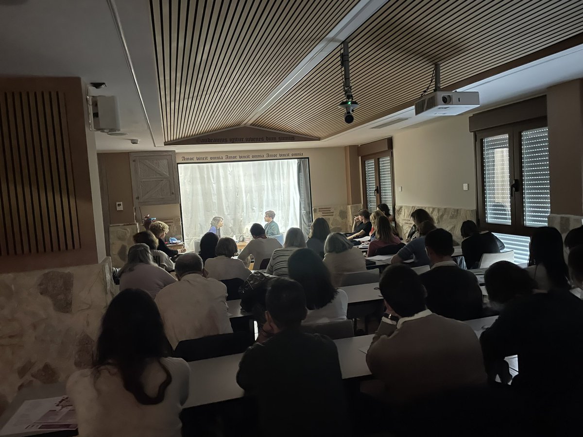 Humanizar tweet media