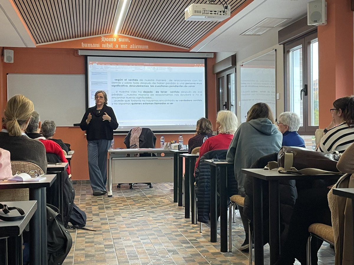 Humanizar tweet media