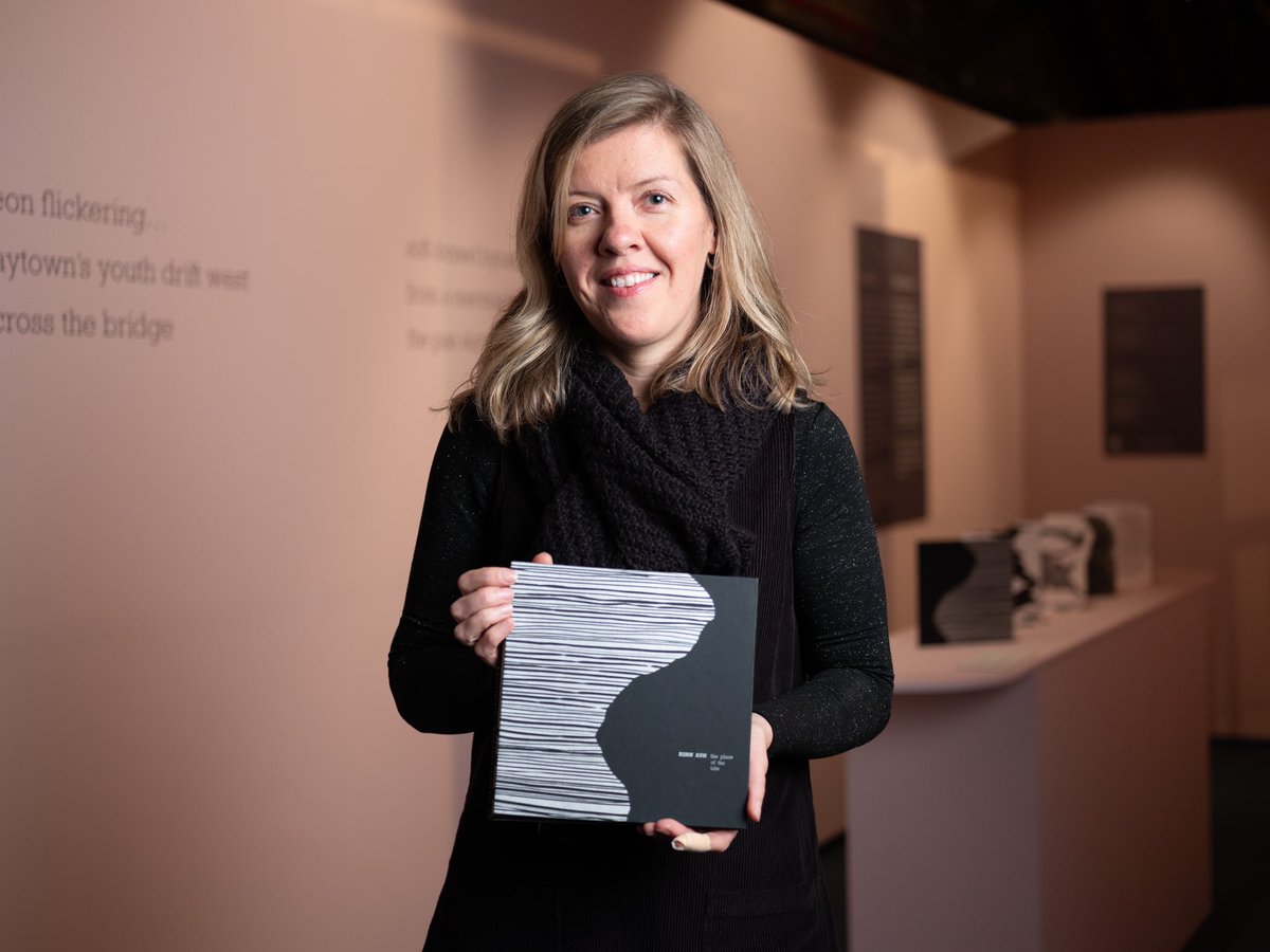 NatPrintMuseum's tweet image. Rinn Aun - the Place of the Tide - a new artist book by Susan Leen now on exhibition at the Museum for #IrishDesignWeek. Leen’s book is inspired by the area of Ringsend, its historical relationship to the sea, and the current environmental issues its communities are addressing.