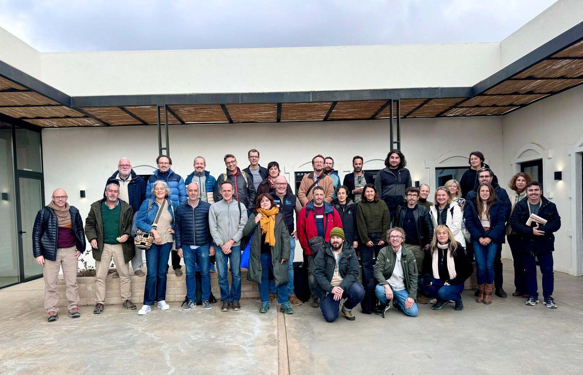 Geoparc Catalunya Central (@geoparc) on Twitter photo Avui a la reunió anual de <a href="/GeoparquesEsp/">Foro de los Geoparques de la UNESCO en España 🇪🇸</a>
s'ha escollit per unanimitat la candidatura del #geoparccatalunyacentral per organitzar les Jornades Obertes i la reunió anual de la xarxa l'any vinent.
Prenem el relleu del <a href="/granadageopark/">Geoparque de Granada</a>, que ha estat un gran amfitrió! Avui a la reunió anual de <a href="/GeoparquesEsp/">Foro de los Geoparques de la UNESCO en España 🇪🇸</a>
s'ha escollit per unanimitat la candidatura del #geoparccatalunyacentral per organitzar les Jornades Obertes i la reunió anual de la xarxa l'any vinent.
Prenem el relleu del <a href="/granadageopark/">Geoparque de Granada</a>, que ha estat un gran amfitrió!