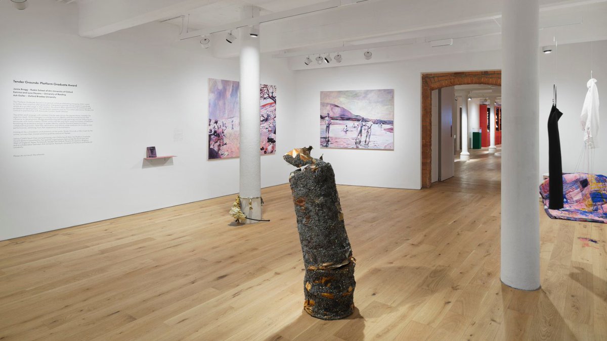TheRuskinSchool (@theruskin) on Twitter photo Come along to <a href="/mao_gallery/">Modern Art Oxford</a> ✨tonight✨ for an evening of music, art, and conversation!
The artists exhibiting in Tender Grounds will be in conversation with curator Sarah Mossop, including recent Ruskin graduate Jamie Bragg.
For info and tickets👉 modernartoxford.org.uk Come along to <a href="/mao_gallery/">Modern Art Oxford</a> ✨tonight✨ for an evening of music, art, and conversation!
The artists exhibiting in Tender Grounds will be in conversation with curator Sarah Mossop, including recent Ruskin graduate Jamie Bragg.
For info and tickets👉 modernartoxford.org.uk
