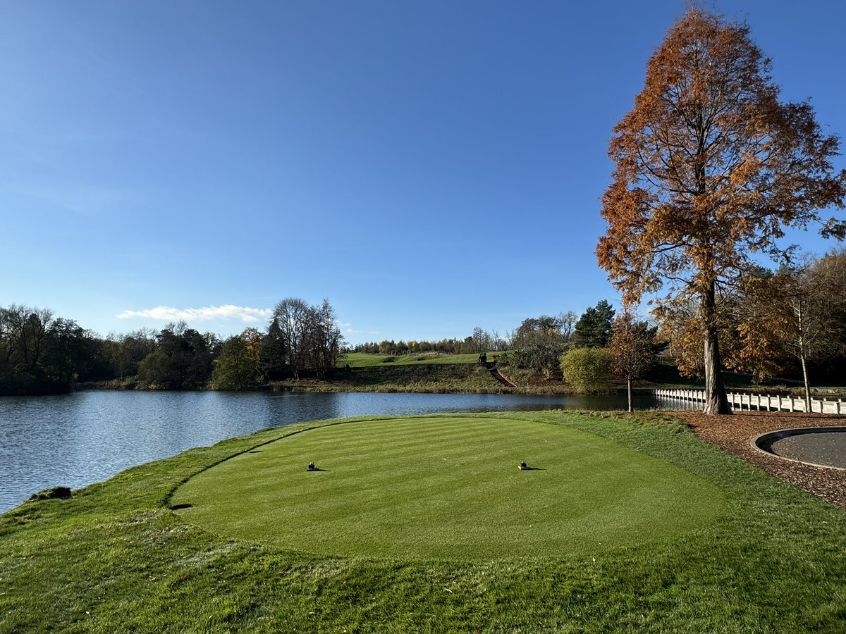 European Golf Design (@eurogolfdesign) on Twitter photo Holes 17 and 18 of <a href="/JCBGolfCC/">JCB Golf & Country Club</a> looking dazzling on a perfect autumn morning. Holes 17 and 18 of <a href="/JCBGolfCC/">JCB Golf & Country Club</a> looking dazzling on a perfect autumn morning.
