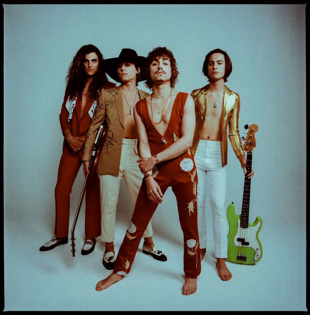 santabutcool11's tweet image. Greta Van Fleet is on the nice list!
