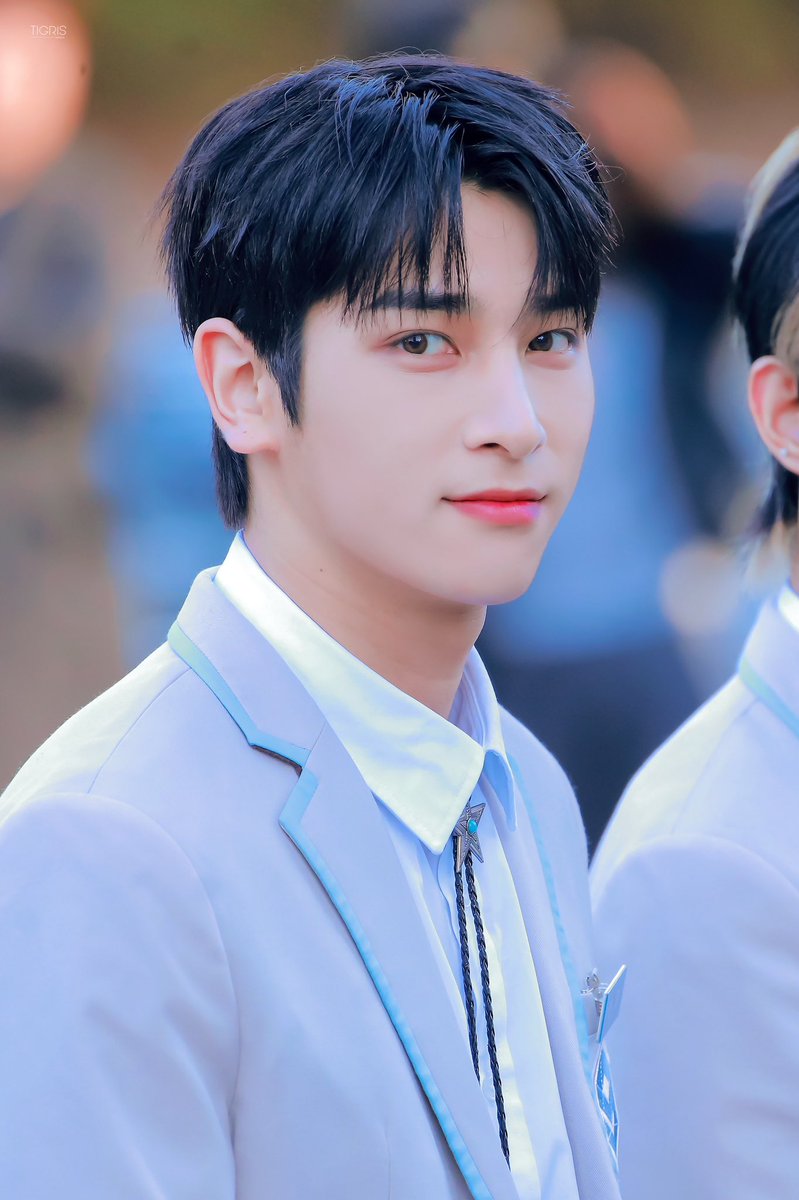 HangyulMalaysia's tweet photo. how i meet him.                   still with him.

#한결 #HANGYUL #翰洁 #StarlightBoys #스타라이트보이즈 #星光闪耀的少年 https://t.co/NcY411FZYS