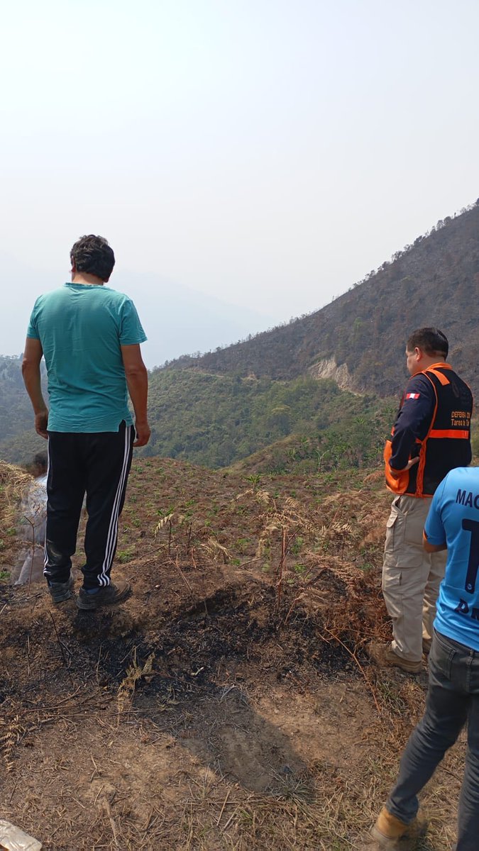 indeciperu's tweet image. 📢 #Cajamarca | Incendio forestal en Cruzpampa, distrito de Chontali, Cajamarca se encuentra extinguido. Personal del INDECI brindó asistencia técnica en #EDAN a las autoridades de la municipalidad distrital.