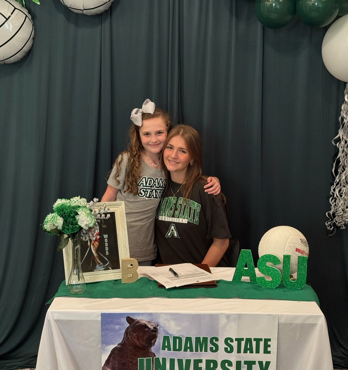 National Signing Day, Officially a Grizzly <a href="/TAVHouston/">TAV Houston</a> <a href="/GarciaRamser24/">Garcia Ramser</a> <a href="/CyWoodsVB/">CyWoods Volleyball</a>