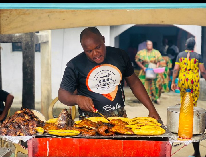 Ottos_Baba's tweet photo. Celebrityboleman in the city of Nigeria.
#verydarkman https://t.co/GwEkRueBNX