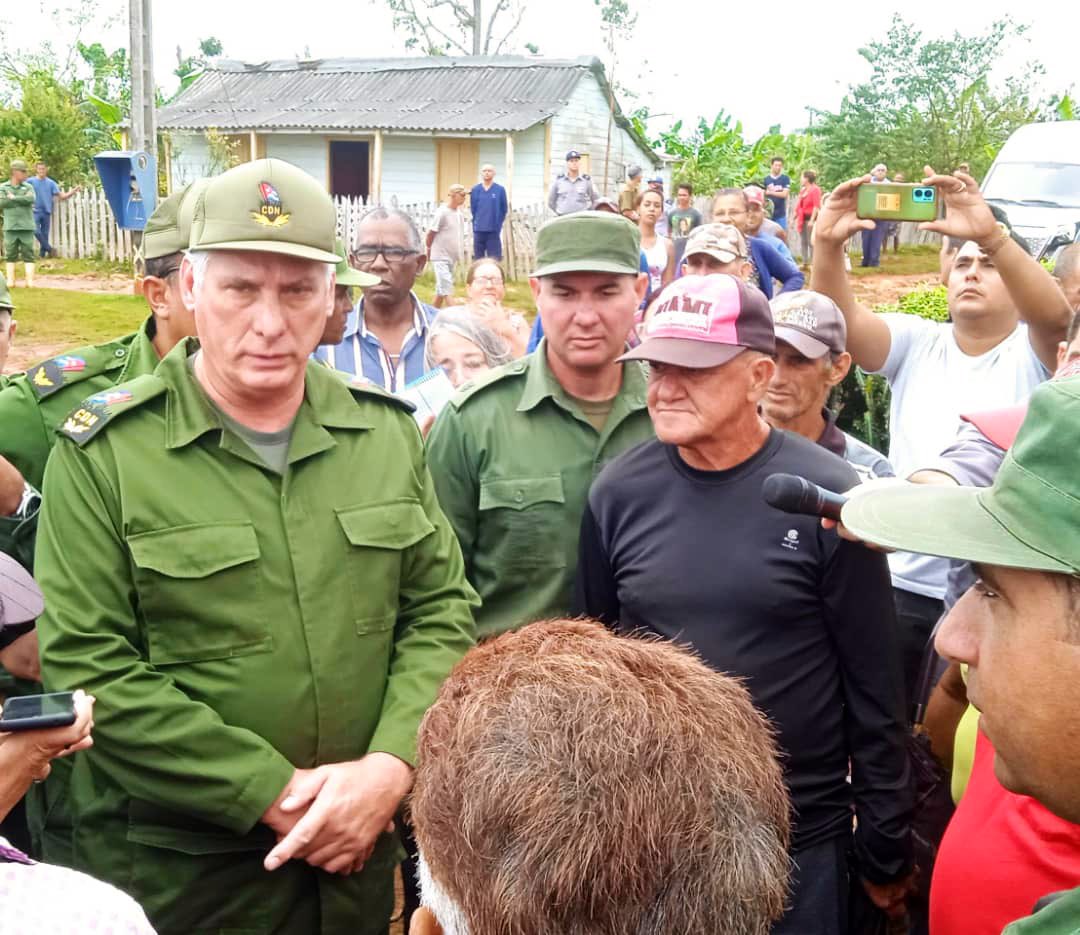 Regresamos a Maisí, el territorio más oriental de #Cuba. 

Guantánamo se levanta, tres semanas después del paso del huracán Oscar. 

Se trabaja fuerte en la recuperación de los municipios más afectados.

#DePieYCombatiendo