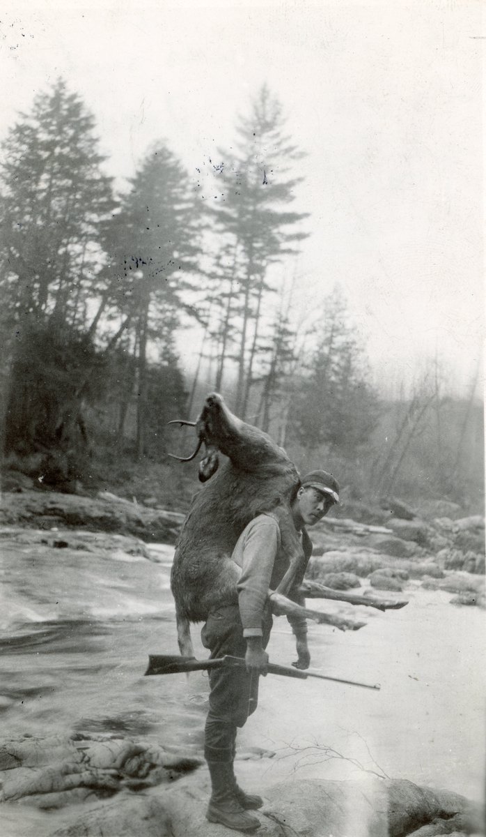 FieldandStream's tweet photo. "A wild river rushed before us. Tracy with his deer."
—Oct. 1929. F&S Photo Archives.
#TheLegendLives #DeerHunting #FSThrowbackThursday https://t.co/hHGYslXHXG