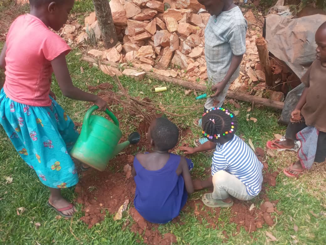 Upbringing children with a Nature positive mind is the gateway way to future environmental conservation. Let's not ignore but involve them in all nature talks.
##Greenkampalacampaign 
#GreeningKawempeCampaign
