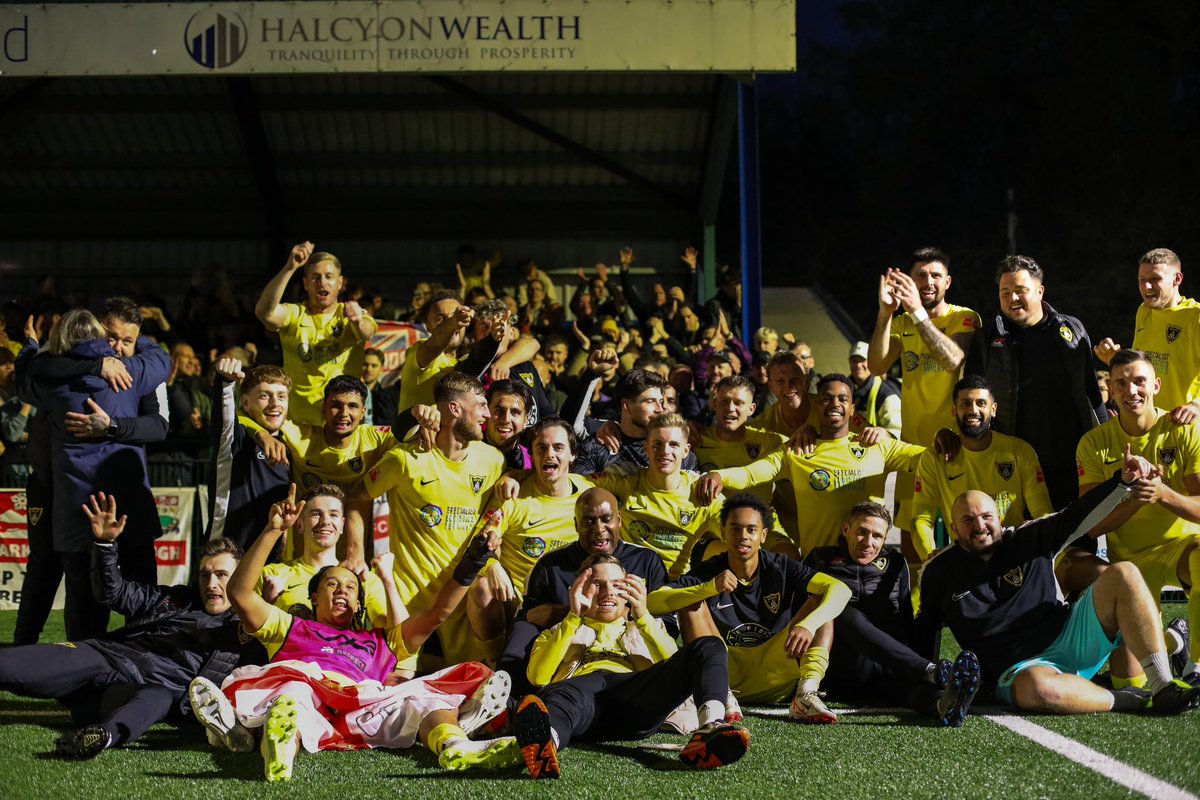 What a journey <a href="/HarbTownFC/">Harborough Town FC 🐝</a> 🥹 all good things come to an end❤️ we made life time memories and wish everyone involved all the best 🙌🏾 <a href="/1AustinMitch/">Mitch Austin</a> what a Gaffa, thanks for everything. Time for a new challenge 🫱🏾‍🫲🏼⚽️