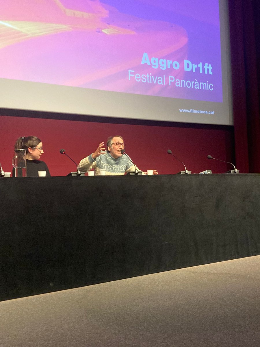 poLuxLisbon's tweet photo. Ahir vam presentar #AggroDr1ft a la @filmotecacat amb Fèlix Pérez-Hita com a tret de sortida del @panoramic_fest 🎞️
Molt agraïda amb l’oportunitat de participar en la projecció d’una peça artística que replanteja el món de l’audiovisual contemporani. https://t.co/3xVTONttLu