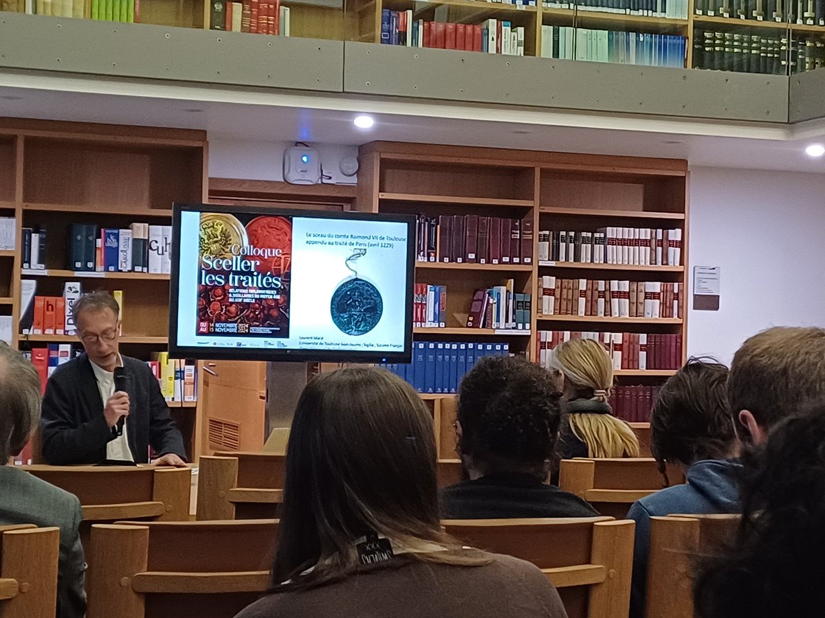 La SFHS présente en force au colloque <a href="/BSigilla/">Base Sigilla 🦋</a> "Sceller les traités" aujourd'hui et demain aux Archives diplomatiques.  <a href="/ArchivesnatFr/">Archives nationales de France</a> <a href="/Ecoledeschartes/">École des chartes | PSL</a> <a href="/EPHE_PSL/">École Pratique des Hautes Études - PSL</a> <a href="/archivesaube/">Archives Patrimoine Aube</a>