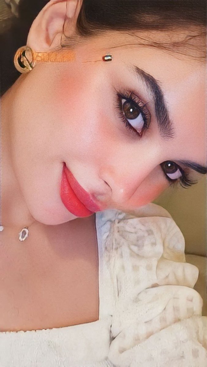 hanaahanaa83144's tweet photo. يسعدنا ترشيح المميزة والمتألقة ميس دعاء في مسابقة JOY AWARDS في فئة أفضل مؤثرة لأنها تستحق الفوز بجدارة و استحقاق بمحتواها المميز و الايجابي
#JoyAwards #جوي_اوورد #missdouaa 
#female_Influencer https://t.co/zbD9p9QldP