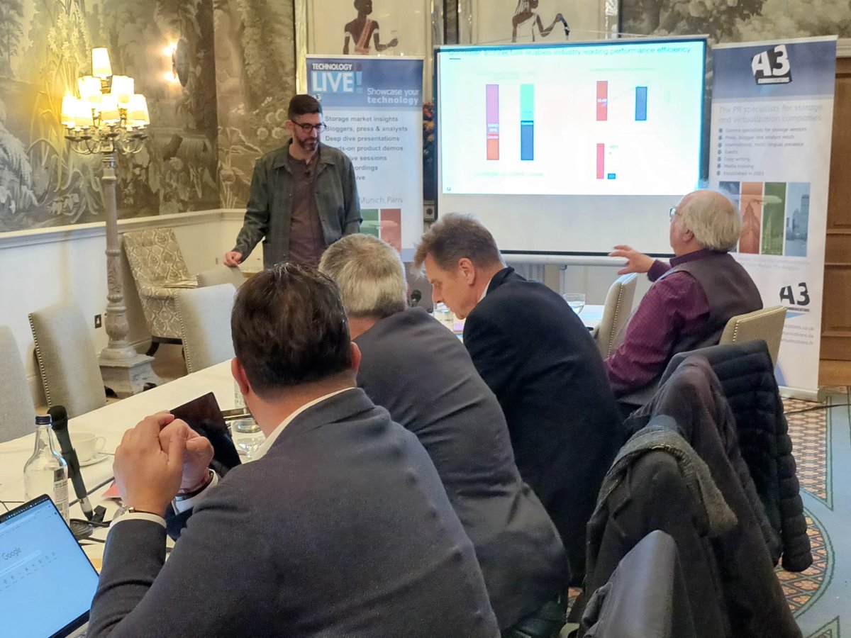 A3Comms's tweet image. An insightful deep dive by @FaduTechnology into the tech revolutionising #FlashStorage. Technology Live! is your front-row seat to these groundbreaking innovations. Don’t miss the next one - join us and stay ahead of the curve! #A3TechLive