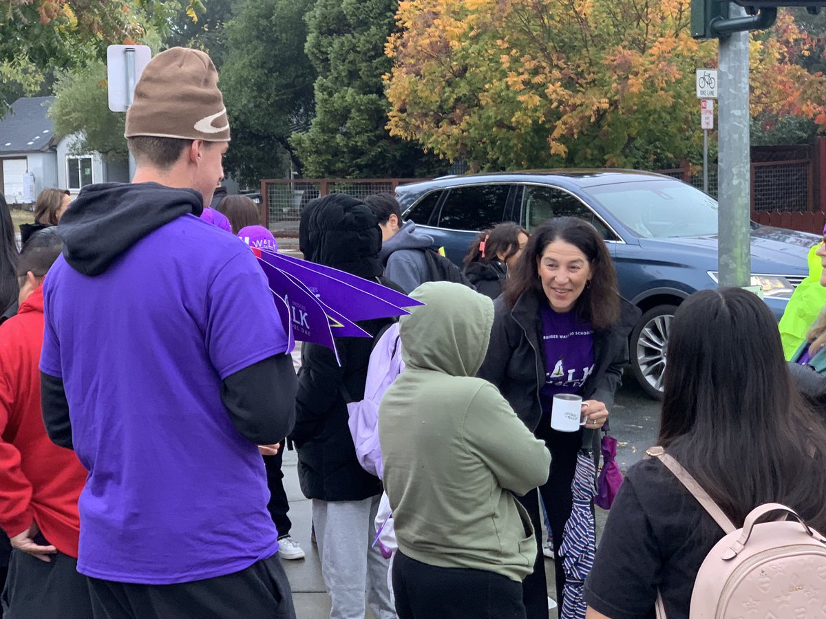 Thank you to the Monroe Elementary students, parents and staff! Today's Ruby Bridges Walk to School Day was a powerful, inclusive way to start the day together with community! Shout outs to Jose Salazar and Principal Stoural for coordinating the activity! #SRCSHearts&amp;Minds