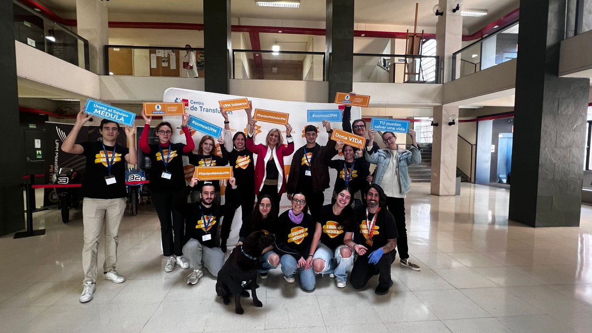 martaoleac's tweet photo. En 4 días ya hemos conseguido 194 nuevos registros en la campaña informativa de la donación de médula. Alucinanteeee. EL #EquipoMédulaUPM es la caña. Informan y convencen de la importancia de ser parte de esta historia tan bonita por la que se salvan vidas. https://t.co/PSYZLuKvQm