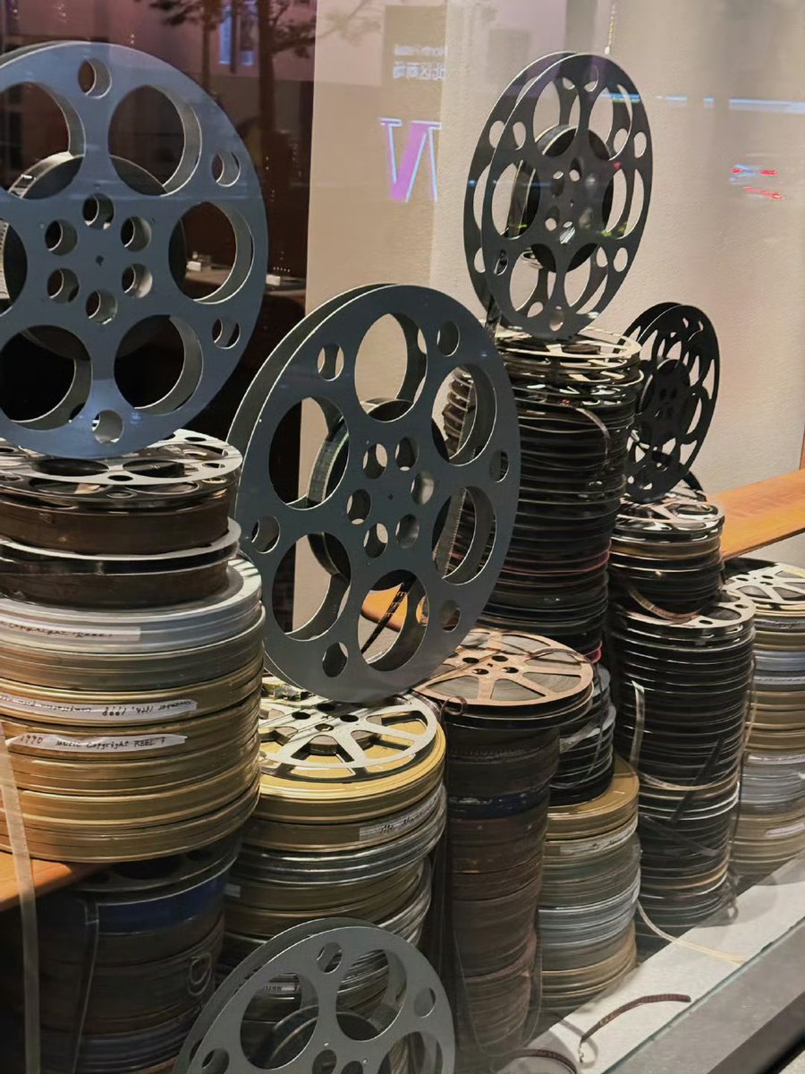 存档 | 20241114
📍上海静安嘉里中心南区Aēsopm
📍上海铜仁路DOE coffee

#PatrickFinkler #尹浩宇
#Patrick尹浩宇 #แพทริค 
<a href="/patrick_pppat/">Patrick</a>