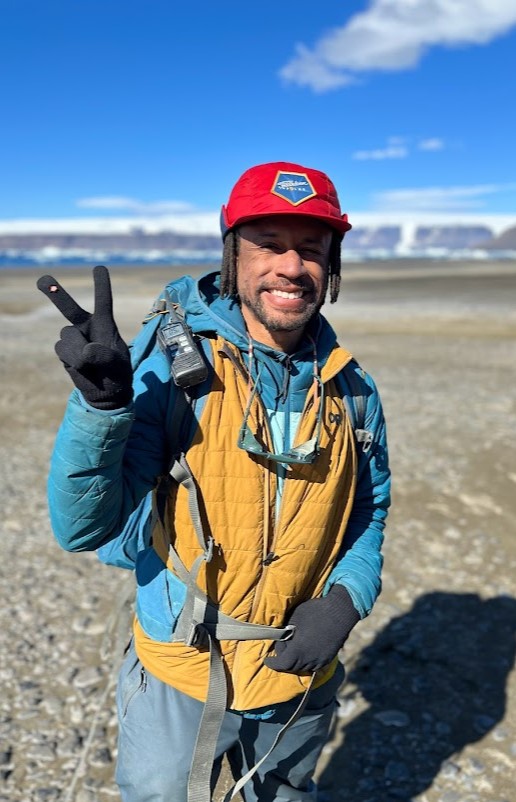 Dr. Davey F. Wright โ๏ธ๐ฆ๐งฌ (@davey_f_wright) on Twitter photo Very excited for <a href="/BrianAtkinology/">Habitual B</a>'s visit to the <a href="/SamNobleMuseum/">Sam Noble Museum</a> & <a href="/ougeosciences/">OU Geosciences</a> today, where he will give a seminar about "Exceptionally-preserved fossils illuminate the Cretaceous assembly of rainforest ecosystems." Looking forward to it! Very excited for <a href="/BrianAtkinology/">Habitual B</a>'s visit to the <a href="/SamNobleMuseum/">Sam Noble Museum</a> & <a href="/ougeosciences/">OU Geosciences</a> today, where he will give a seminar about "Exceptionally-preserved fossils illuminate the Cretaceous assembly of rainforest ecosystems." Looking forward to it!