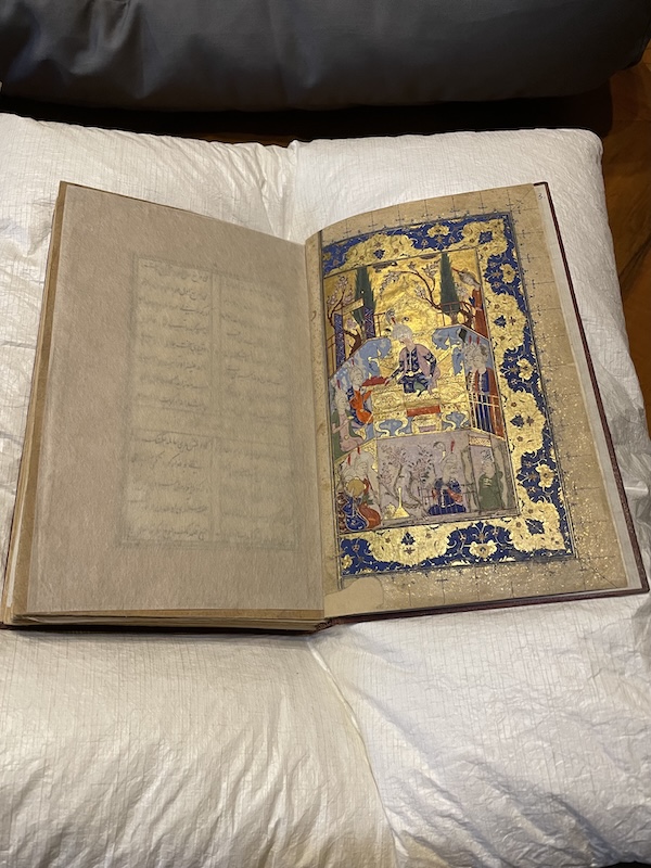 Rencontre <a href="/BNUStrasbourg/">BNU</a> / Bibliothèque de l'Académie des Sciences de Hongrie, avec des échanges d'expériences fructueux (Open Access, IA, science citoyenne,...). Un très grand merci à István Monok, directeur et à Dóra Kalydy, directrice adjointe pour leur magnifique accueil.