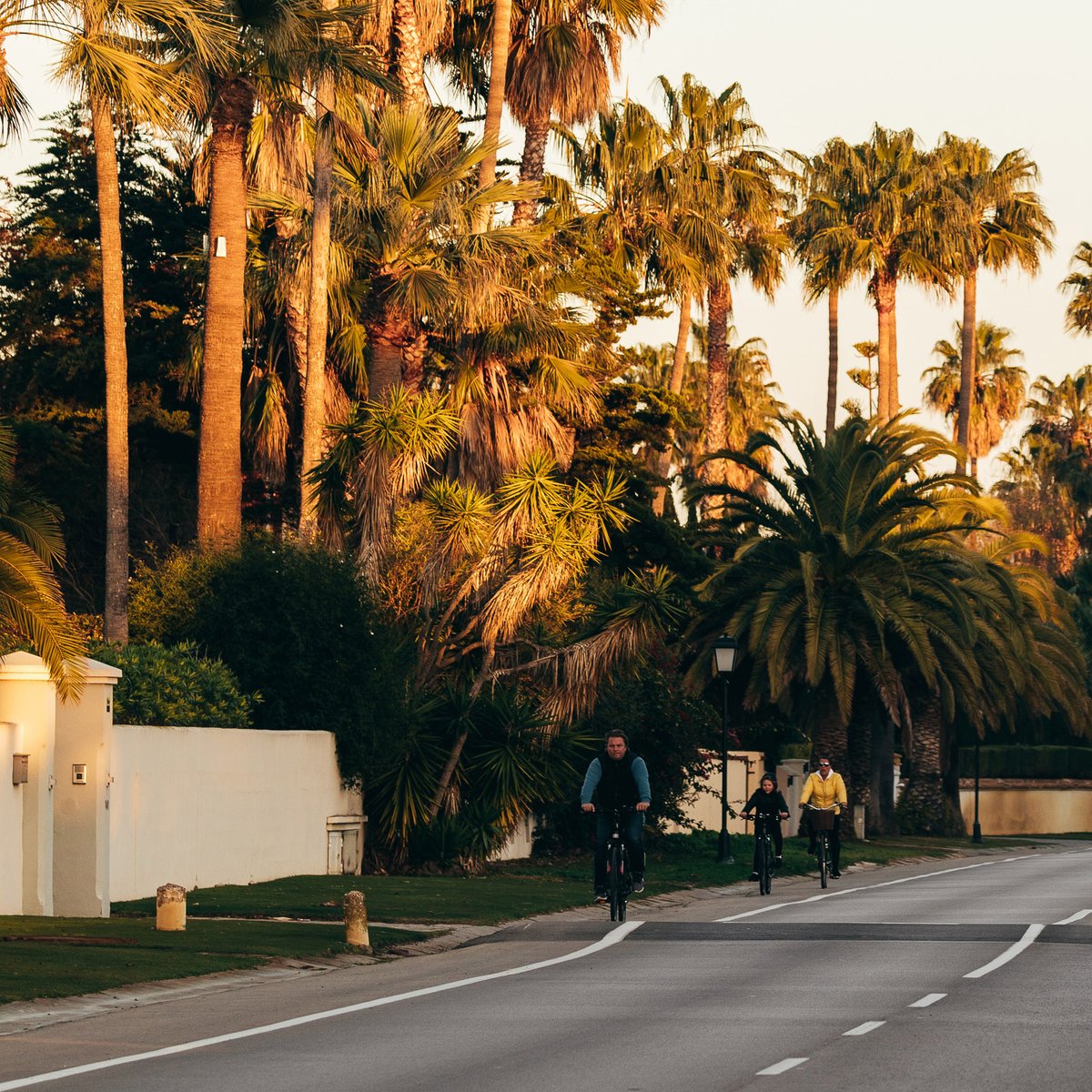Sotogrande_'s tweet photo. Spring and autumn in Sotogrande are especially pleasant, offering balanced temperatures perfect for various activities, whether it’s playing golf at the famed Real Club Valderrama or strolling along the Marina. https://t.co/LIbId5cjwW