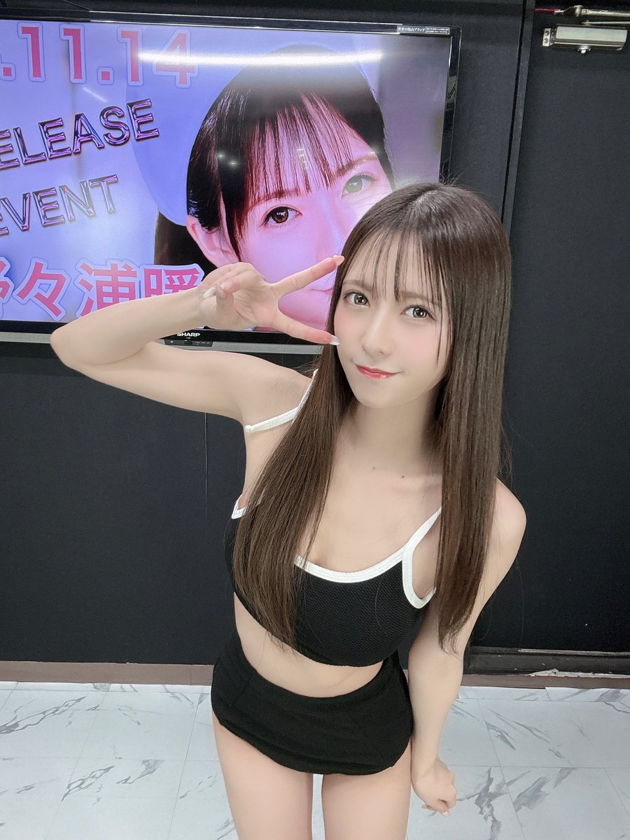今月もサイン会ありがとうございました💓 https://t.co/1iK0zjBqwR