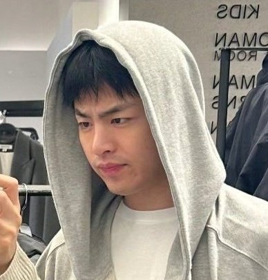 bulbasaur junhoe iz back!!!!! 😭🤏🏻