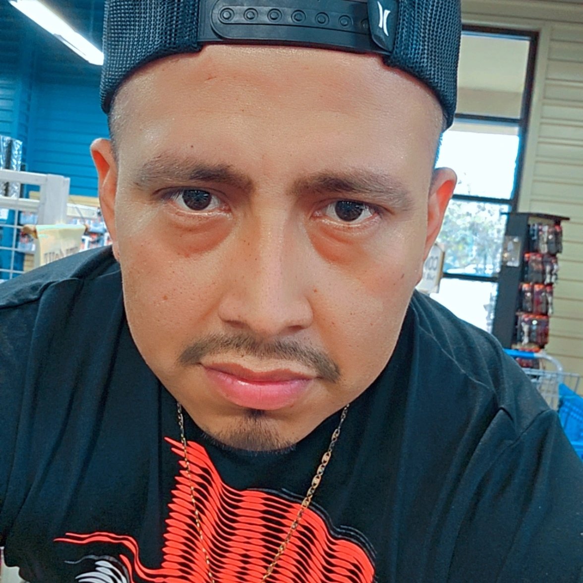 Dooglass91's tweet photo. #NuevaFotoDePerfil https://t.co/1rwZgQs7Xe