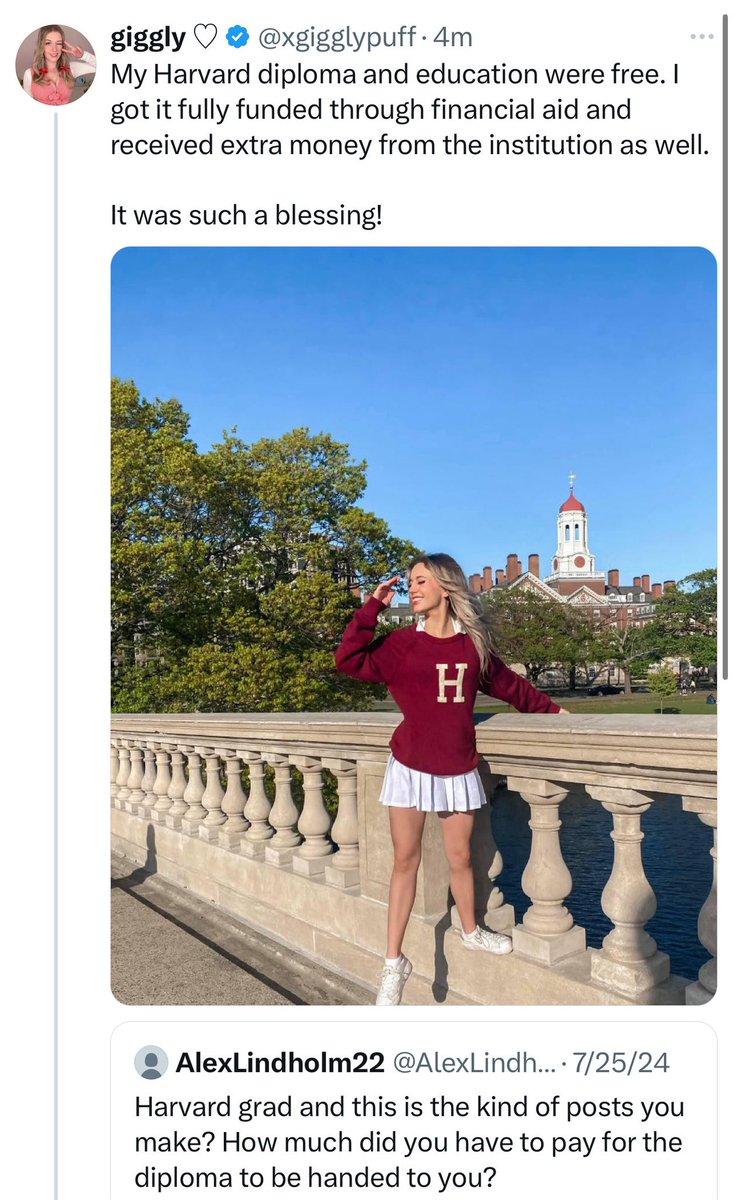 Women Posting W's tweet media