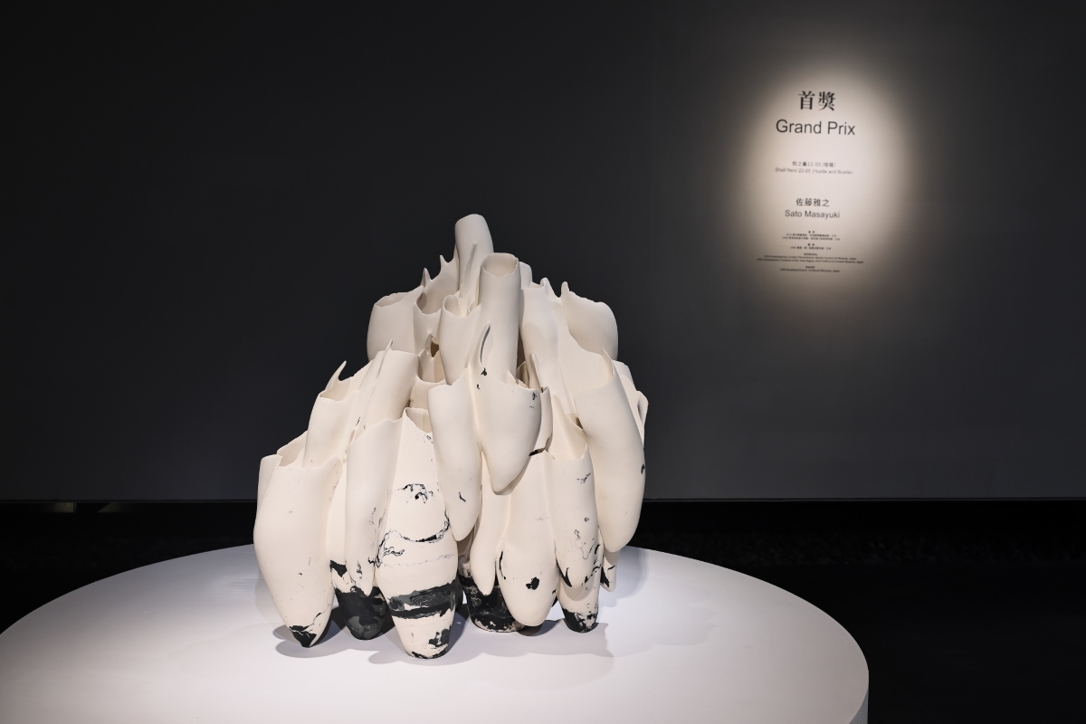 ceramicmagazine's tweet photo. The 2024 Taiwan Ceramics Biennal is on view at the New Taipei City Yingge Ceramics Museum through April 6, 2025

📍 View the photo gallery &amp; discover the winners of the competition: https://t.co/o6UjTZ5sFp https://t.co/sgjXdhsPa2