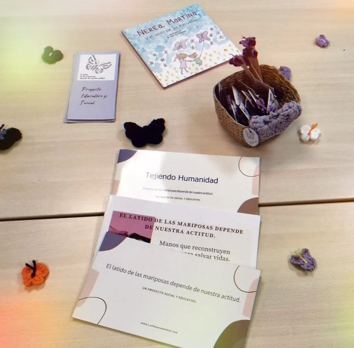 Ayer tuvimos la gran suerte de conocer el proyecto socioeducativo de El latido de las mariposas.

Concienciando contra la violencia vicaria y tejiendo para educar en valores de respeto e igualdad 💜

Volvemos el miércoles de la semana que viene a las 18:30 h. Os esperamos🦋