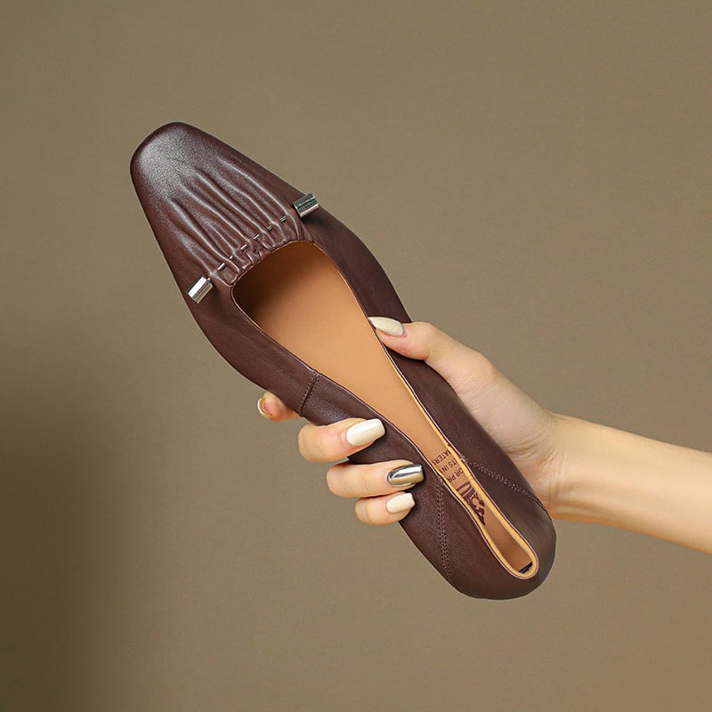 chikoshoes's tweet image. #Embellished #PumpsShoes #RuchedShoes #WomenShoes
chikoshoes.com/shop/chiko-ade…