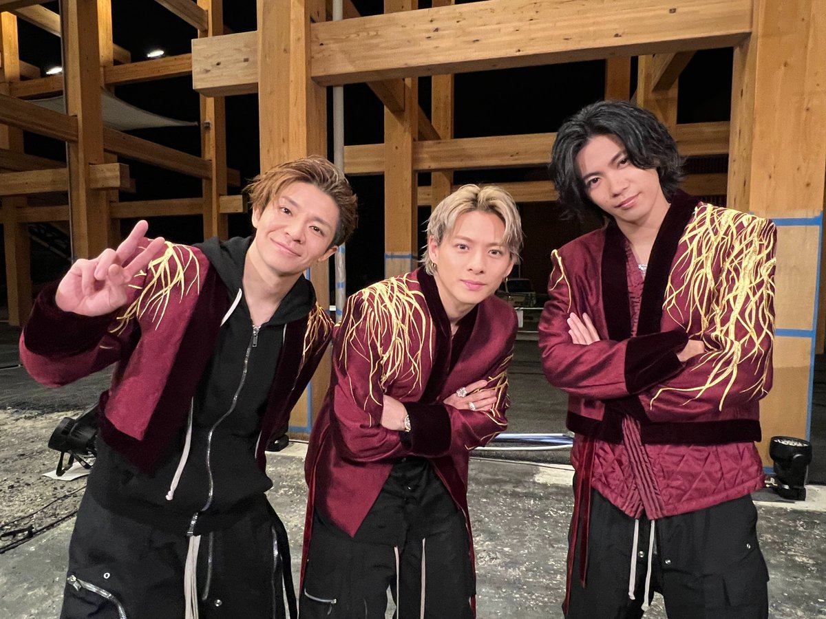besthitskayosai's tweet photo. ／
　ベストヒット歌謡祭2024放送中📺
＼

　Number_i さん
　素敵なパフォーマンス
　ありがとうございました👏

感想は #ベストヒット歌謡祭 で💬

#Number_i https://t.co/wbSRvE5QJN
