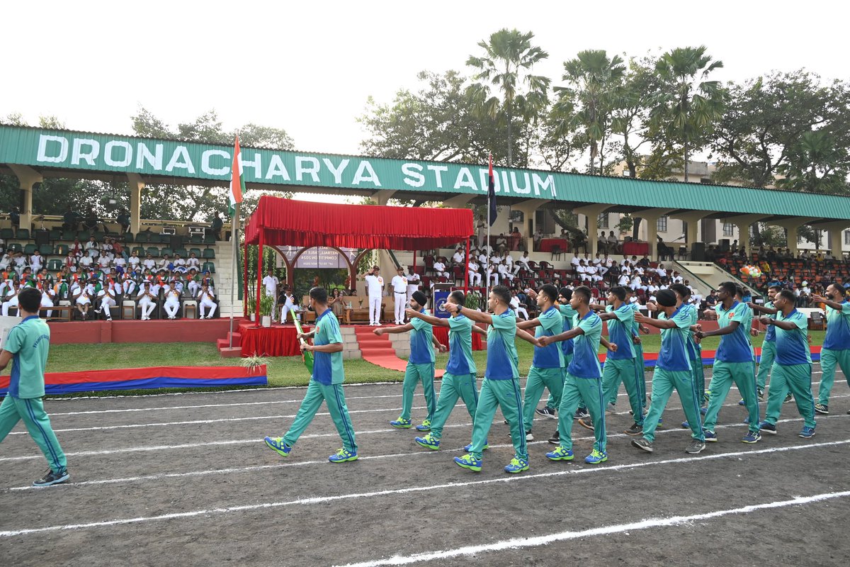 BSFNBFTR's tweet image. Sh Soorya Kant Sharma, IG, esteemed Chief Guest, inaugurated the Inter-Frontier Volleyball, Handball, Basketball &amp;amp; TT Competitions 2024 at Dronacharya Stadium, Kadamtala! Thrilling matches await as @BSFNBFTR hosts this mega sports event from 14-17 Nov 24. #BSF #SportsForUnity