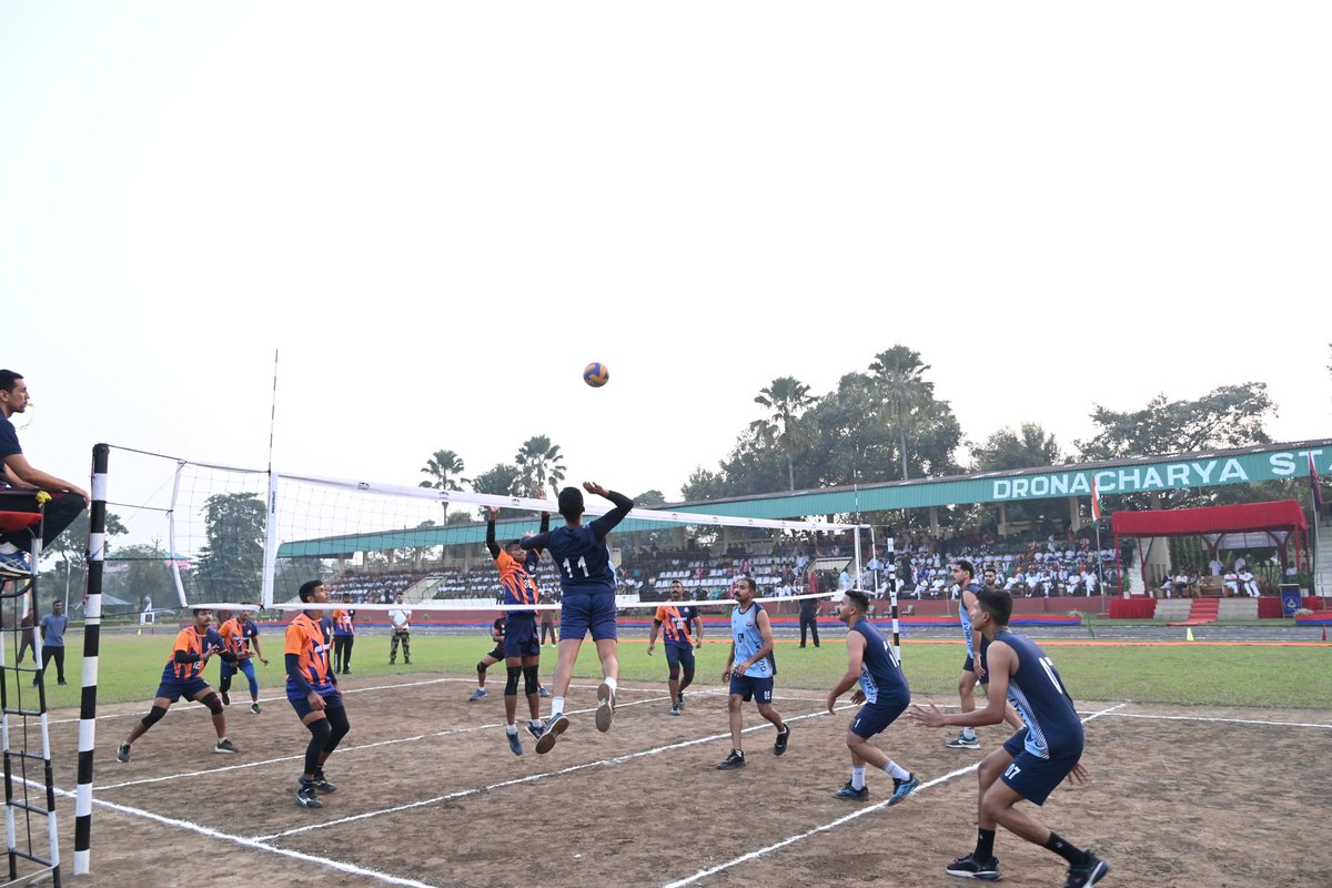 BSFNBFTR's tweet image. Sh Soorya Kant Sharma, IG, esteemed Chief Guest, inaugurated the Inter-Frontier Volleyball, Handball, Basketball &amp;amp; TT Competitions 2024 at Dronacharya Stadium, Kadamtala! Thrilling matches await as @BSFNBFTR hosts this mega sports event from 14-17 Nov 24. #BSF #SportsForUnity
