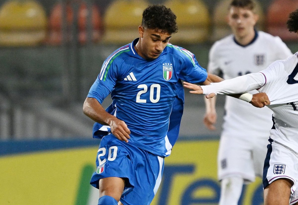 APaglia7's tweet photo. #Atalanta, tantissimi convocati nelle rispettive Nazionali giovanili in questa sosta:
#Vlahovic 🇷🇸 U21
#Armstrong 🇫🇮 U21
#Manzoni e #Vavassori 🇮🇹 U20
#Obric e #Bilac 🇸🇮 U19
#Riccio 🇮🇹 U19
#Bono e #Michieletto 🇮🇹 U18
#Cojocariu 🇷🇴 U17 https://t.co/ApJLzmtuqC