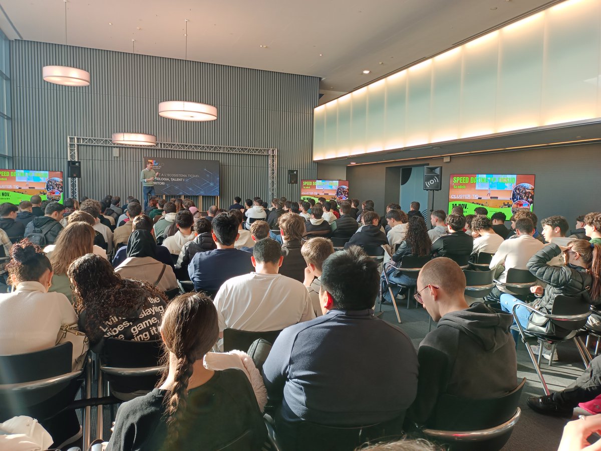 TICSud's tweet photo. 🚀El #SpeedDatingFPTICSud es consolida com a format d’èxit per connectar empreses i talent!

✅5a edició
✅Prop  de 600 estudiants de FP del Camp de Tarragona
✅Una dotzena d’empreses TIC
👇👇
https://t.co/Hqf18Q3gbc

#TICSud #Talent @Dipta_cat @RedessaReus @firaReusEvents https://t.co/zpvf17idq7