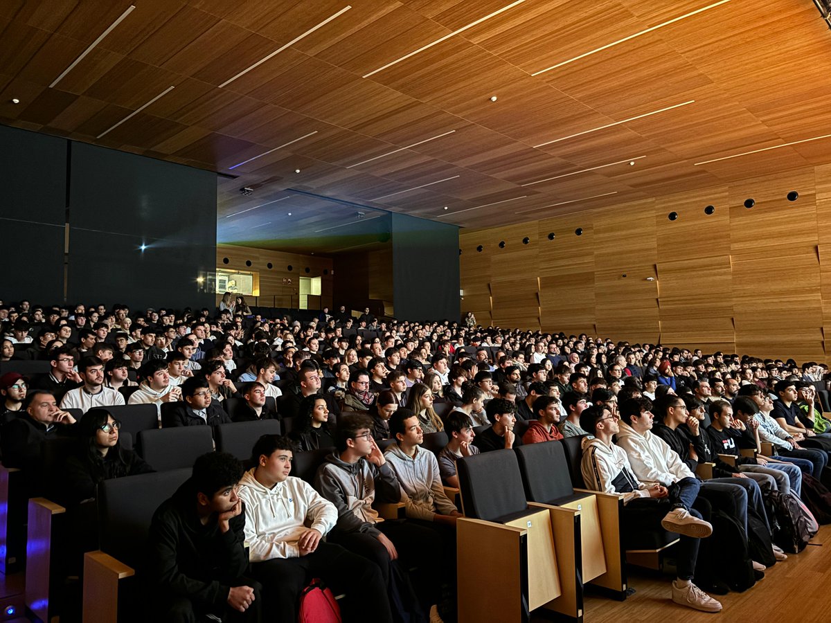 TICSud's tweet photo. 🚀El #SpeedDatingFPTICSud es consolida com a format d’èxit per connectar empreses i talent!

✅5a edició
✅Prop  de 600 estudiants de FP del Camp de Tarragona
✅Una dotzena d’empreses TIC
👇👇
https://t.co/Hqf18Q3gbc

#TICSud #Talent @Dipta_cat @RedessaReus @firaReusEvents https://t.co/zpvf17idq7