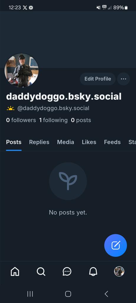Daddy doggo tweet media