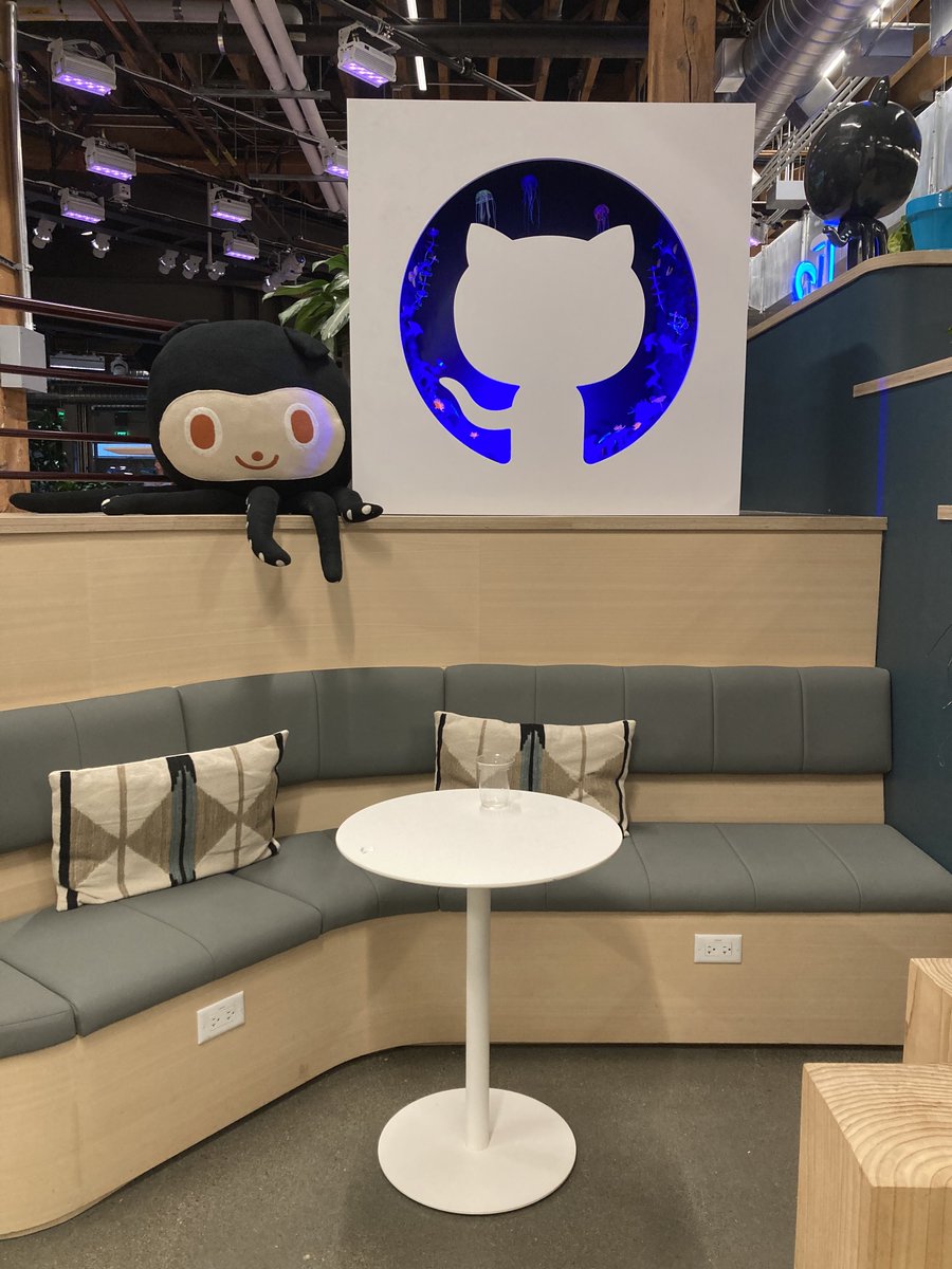 artiestar1's tweet photo. What a great time attending #HackNightAtGithub, right at the @github headquarters in San Francisco! Congratulations to @itsajchan and @weaviate_io on hosting a successful 2024 series. I am looking forward to 2025! https://t.co/BmZkyyx8ab
