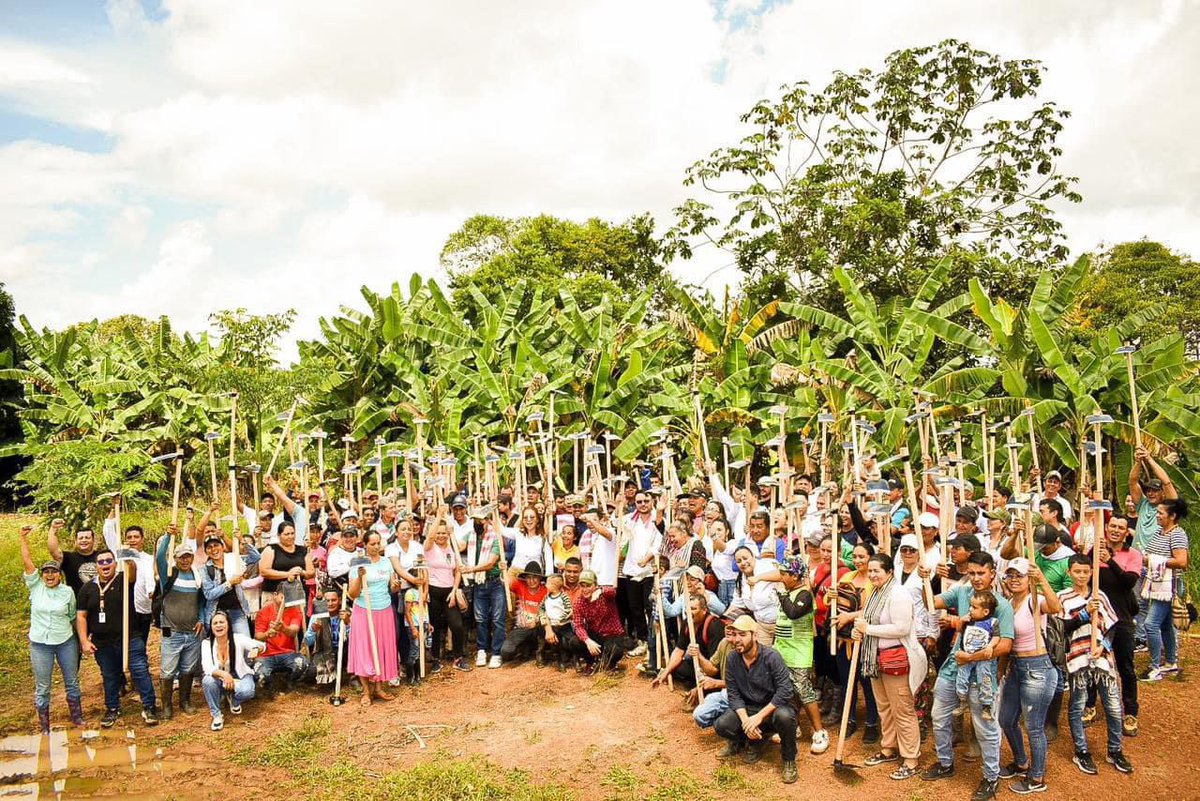Reforma Agraria destina 1.4 billones de pesos para entrega de tierras y proyectos productivos.

• Debido a la exitosa ejecución de los convenios suscritos con la SAE y el Fondo de Reparación de Víctimas, la Agencia Nacional de Tierras firma tres nuevos convenios que le