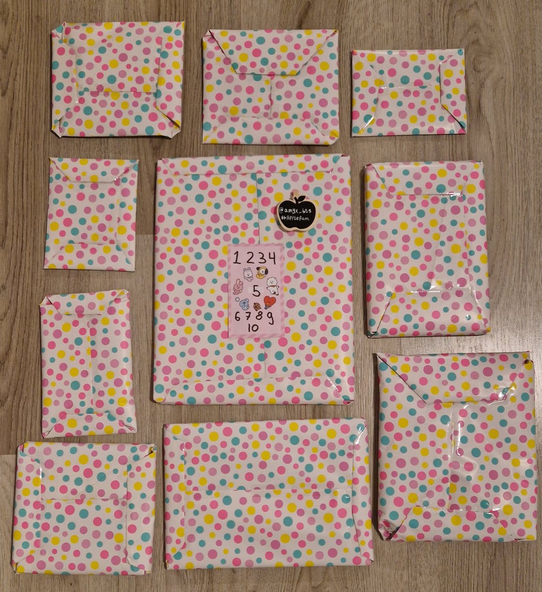 amyx_bts's tweet photo. ❁ BTS suprise gift GA ❁

↳ 5 winners will get to choose their own wrapped BTS present 🎁💜 ( more info on how this GA works ⬇️) 

How to enter:
• Follow Me 
• RT to enter 
• comment : I love BTS 💜

- World wide 🌍
- will run for 5 weeks total ! 1 winner per week ☺️ https://t.co/Y6wLud2LvJ