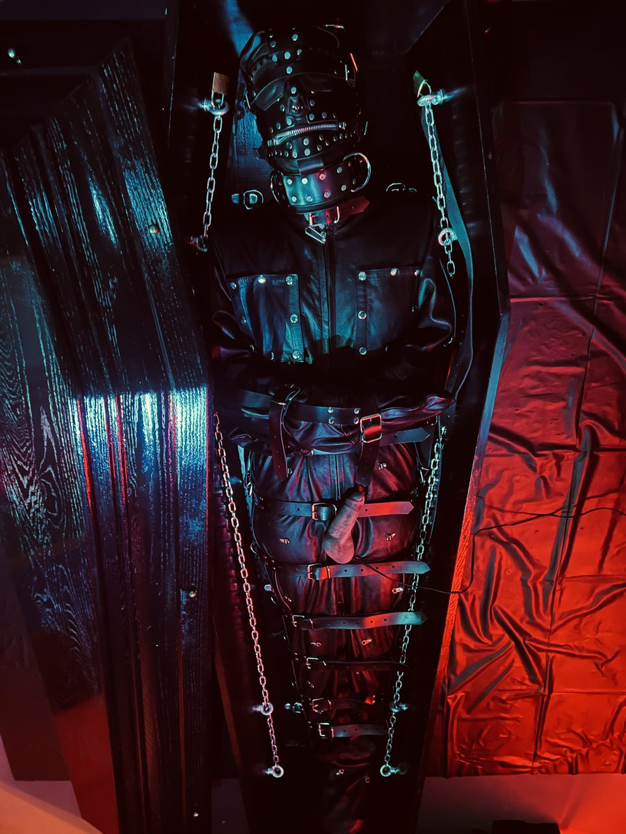 Mistress Lunatika tweet media