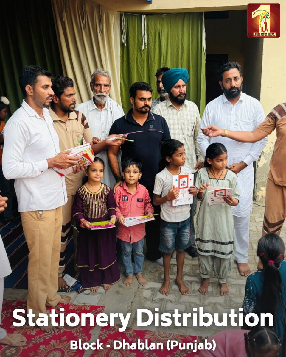 DSSNewsUpdates's tweet photo. Why is helping the needy with education necessary? Because education is the foundation for a brighter future, and every child deserves the opportunity to learn and grow. Dera Sacha Sauda volunteers from Dhablan, Punjab, inspired by the teachings of Saint Dr. Gurmeet Ram Rahim Singh Ji Insan, took a meaningful step by distributing stationery📚to young minds, promoting education! #EducationForAll #BookBank