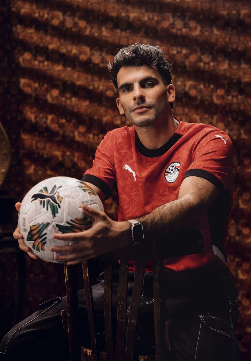 crowsports1's tweet photo. 🚨🚨🚨 رسمياً تيشرت المنتخب المصري لسنة 2025 

لو تركزون في التيشرت بتحصلون تفاصيل كثيرة عن الفراعنة 🌚 https://t.co/AwQOOWPZ8K