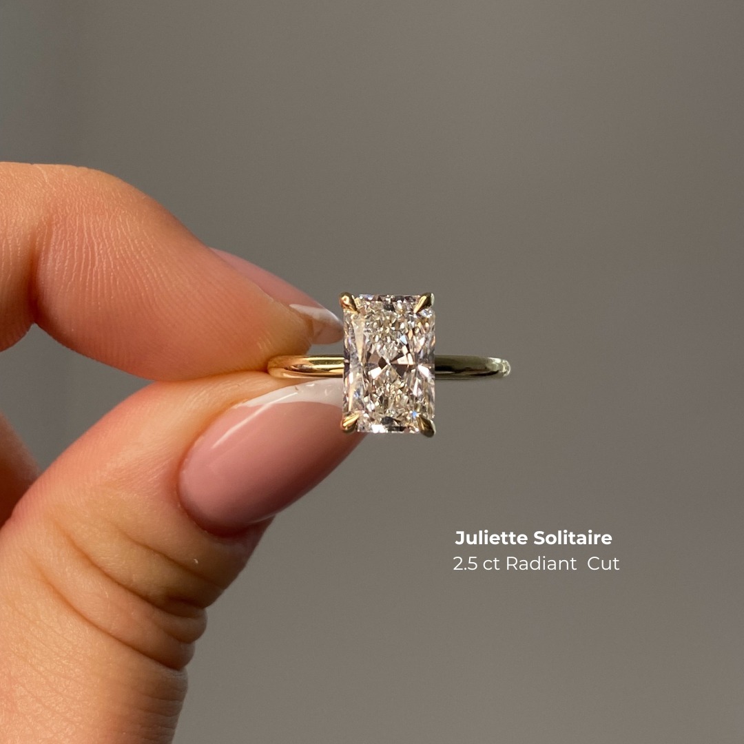 Harmonyjewelsld's tweet photo. 🔥TOP 5 Solitaire Rings

Here are 2024’s most sought-after solitaire engagement rings (so far!) ✨
Which one do you love best?

Save if you ❤️

#top5ring #top5 #diamondring #diamondringgoals #engagementringgoals #engagementringgoal #EngagementRingTrends #engagementringtrends #engagementring2024 #londonjewelers #londonjeweler #hattongardenjeweller
